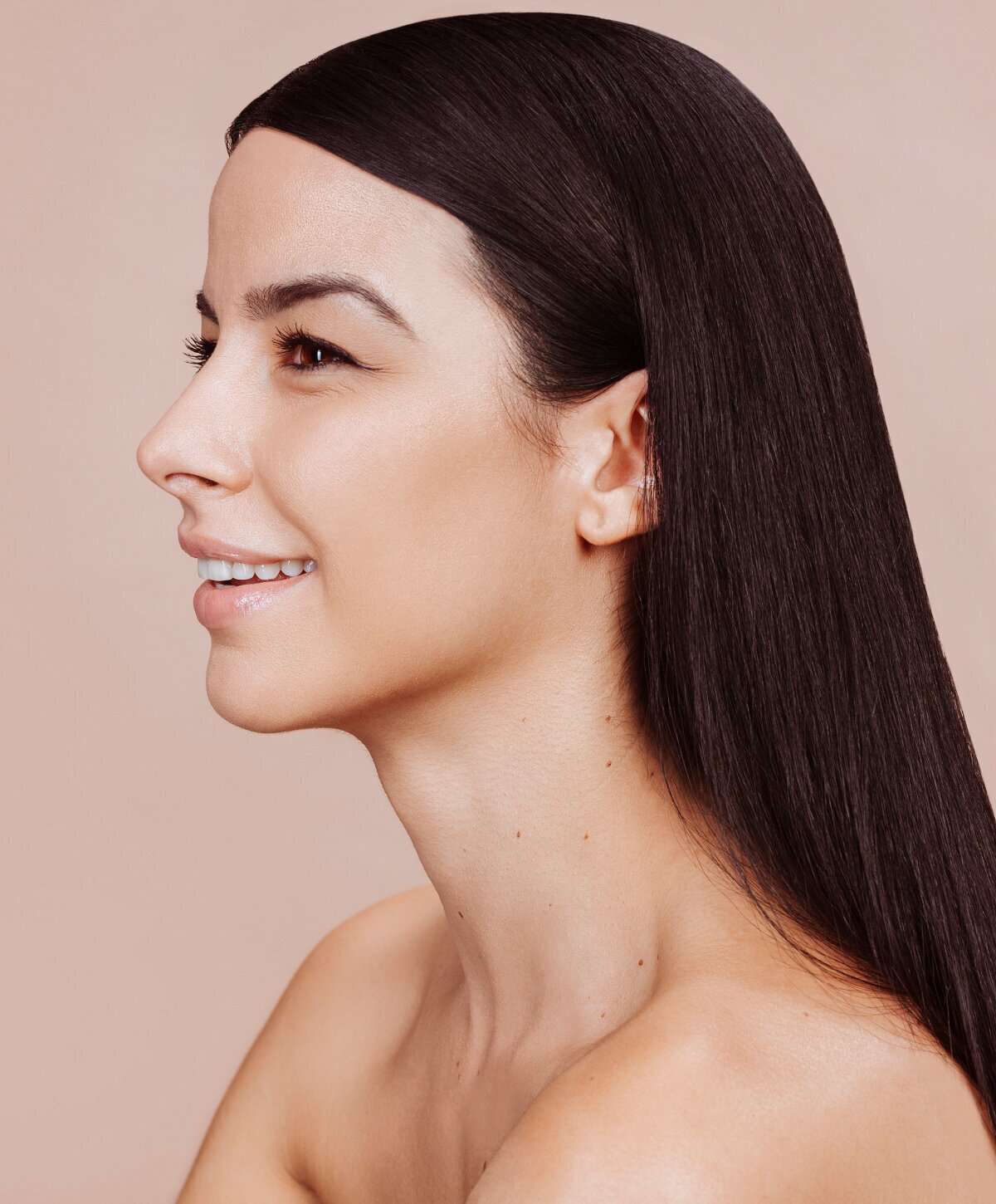 Londonderry laser resurfacing model with brown hair
