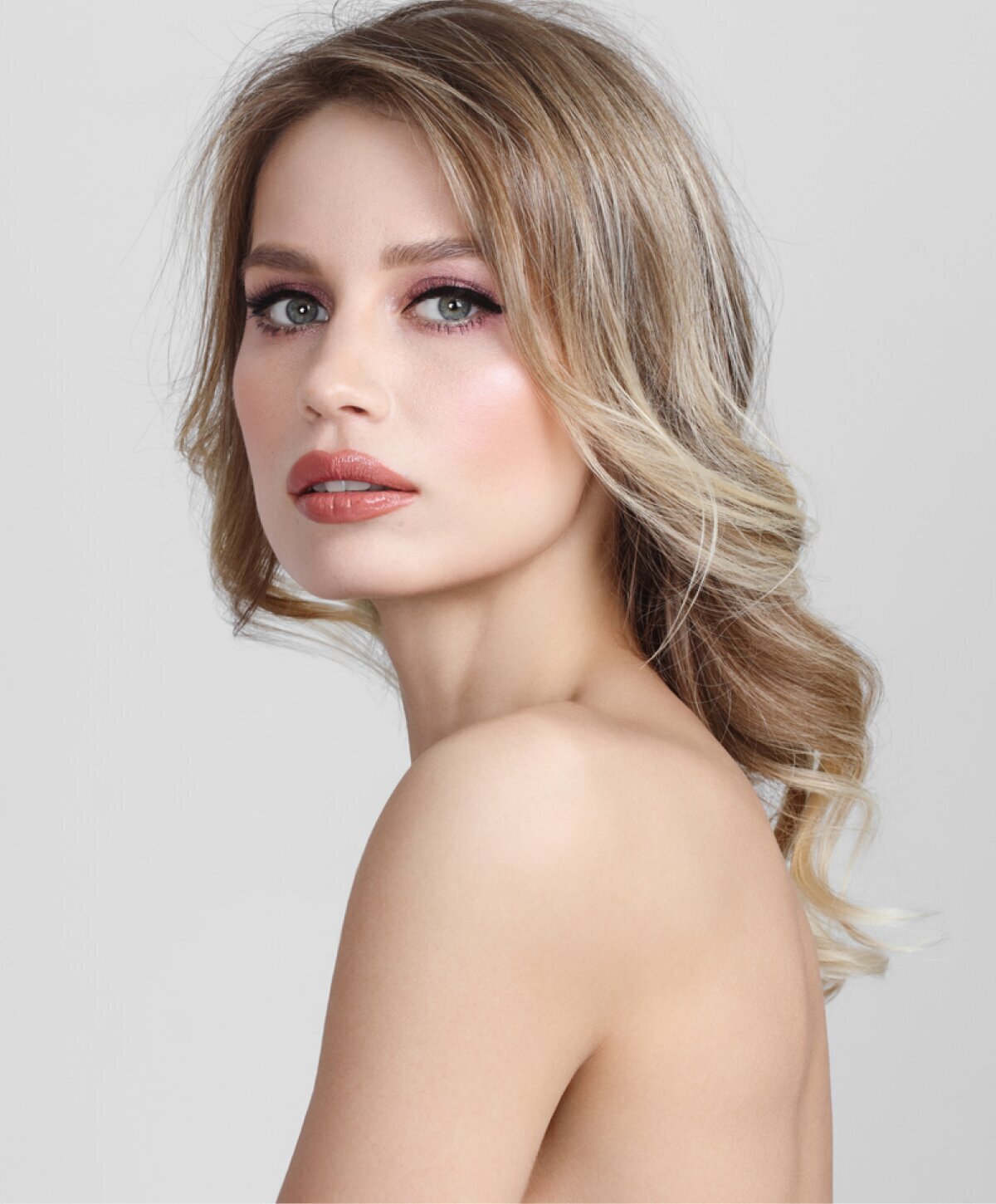 Londonderry laser skin treatments model with blonde hair
